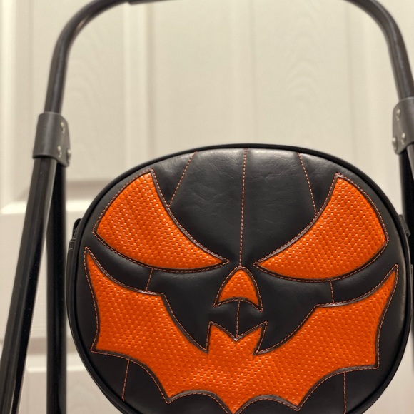 Love Pain Stitches Handmade Batmouth - Picture 3 of 8